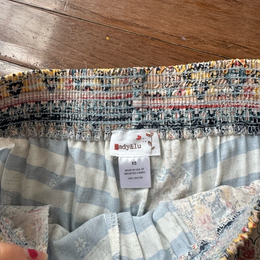 NWOT beautiful flowy blue printed pants - Picture 5 of 5